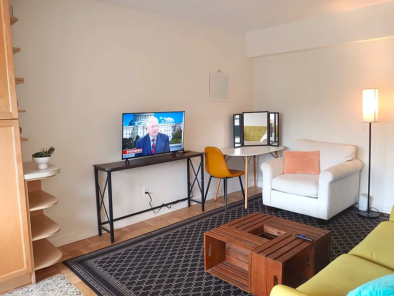 3701 Connecticut Ave NW #716 — Photo 2