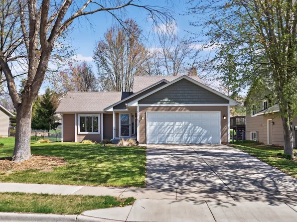 9510 Parkside Trl, Champlin, MN 55316