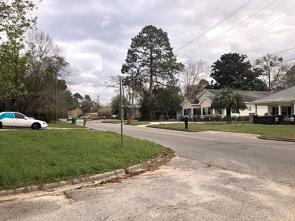 5th image of 309 W Adair St