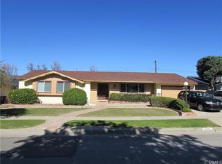 1019 E Buckeyewood Ave, Orange, CA 92865