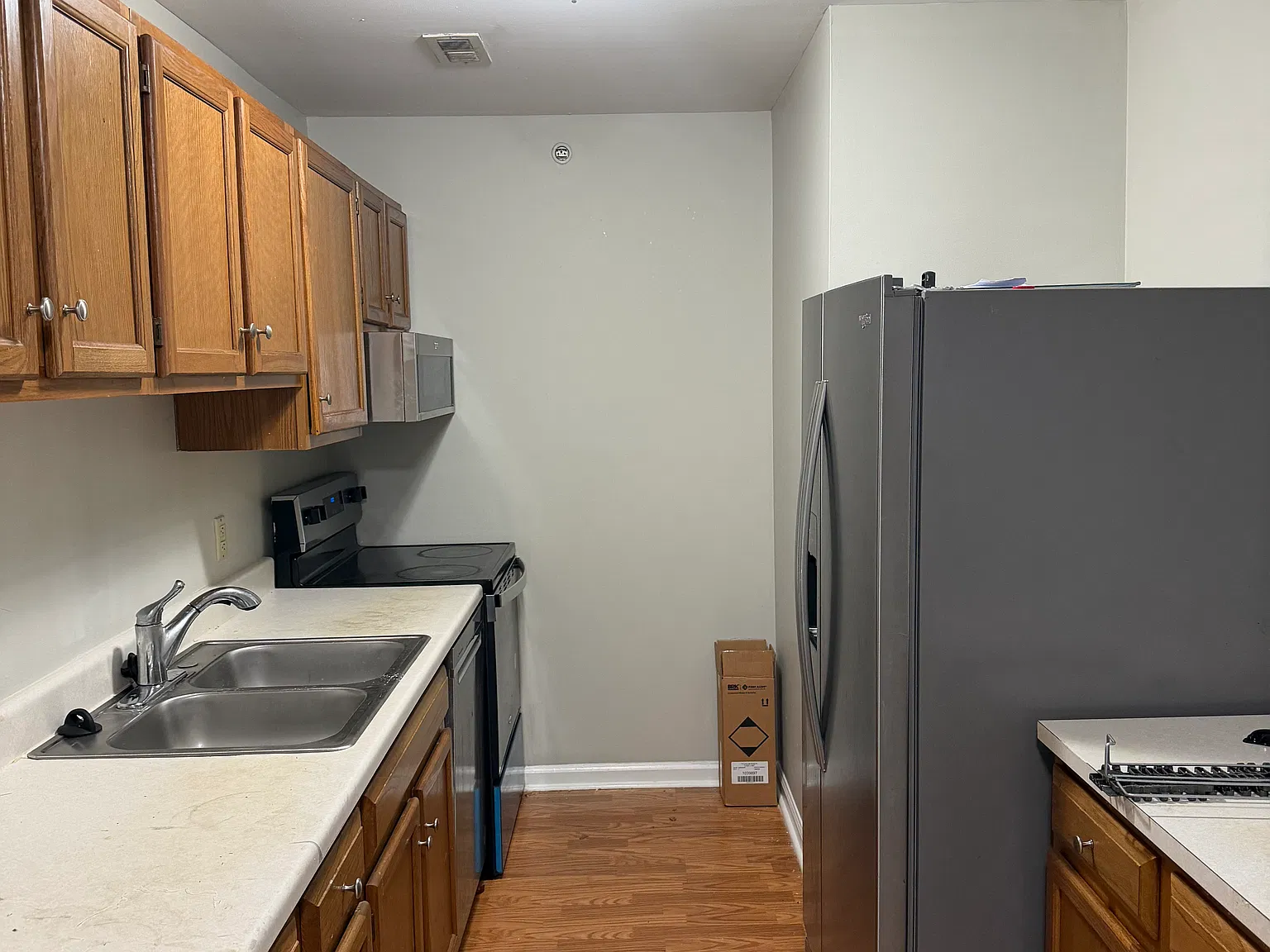 251 Simpson Ave — Photo 2