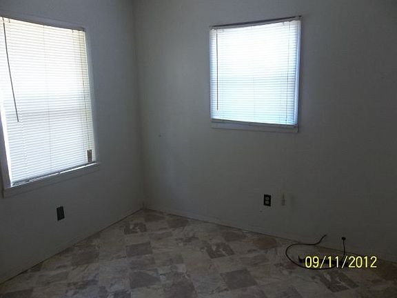 3rd image of 210 Saint Mary St