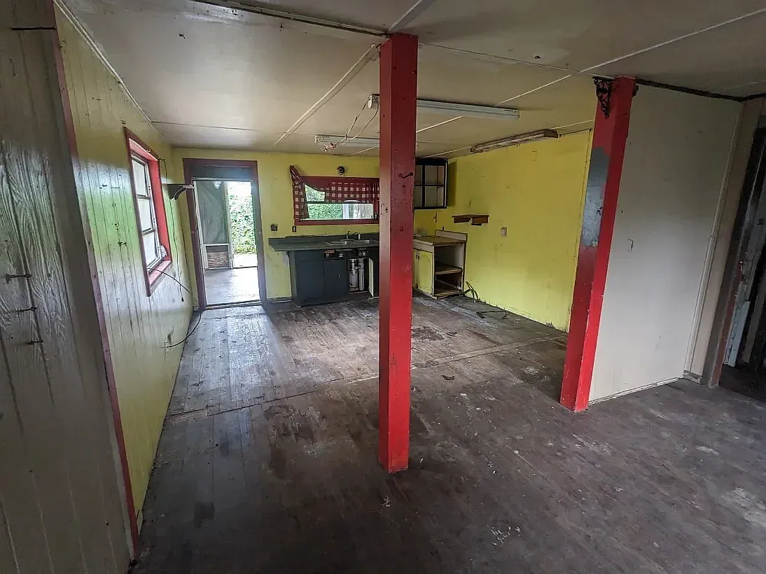 1 bed, 995 sqft, $350 — Photo 2