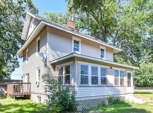27 1st St SE, Crosby, MN 56441