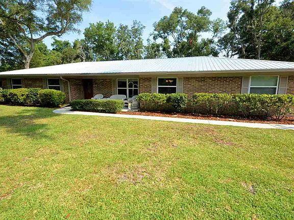 4th image of 3200 Cross Creek Pl