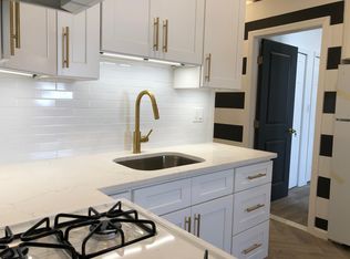 27 E 51st St, Bayonne, NJ 07002