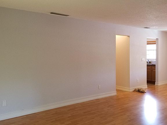 3rd image of 200 Country Club Dr APT 1404