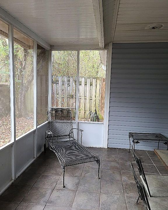 2nd image of 14 Grafton Ct