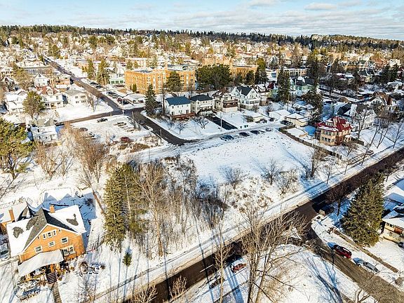 4th image of E 2nd St