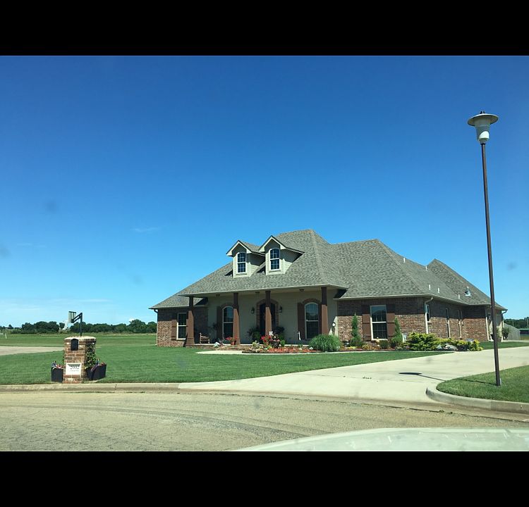 1st image of 2002 Lindsey Ln