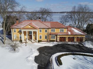 36234 S Beach Rd, Oconomowoc, WI 53066