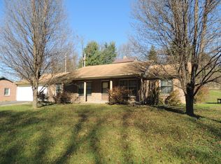 1705 Memorial Dr, Pulaski, VA 24301