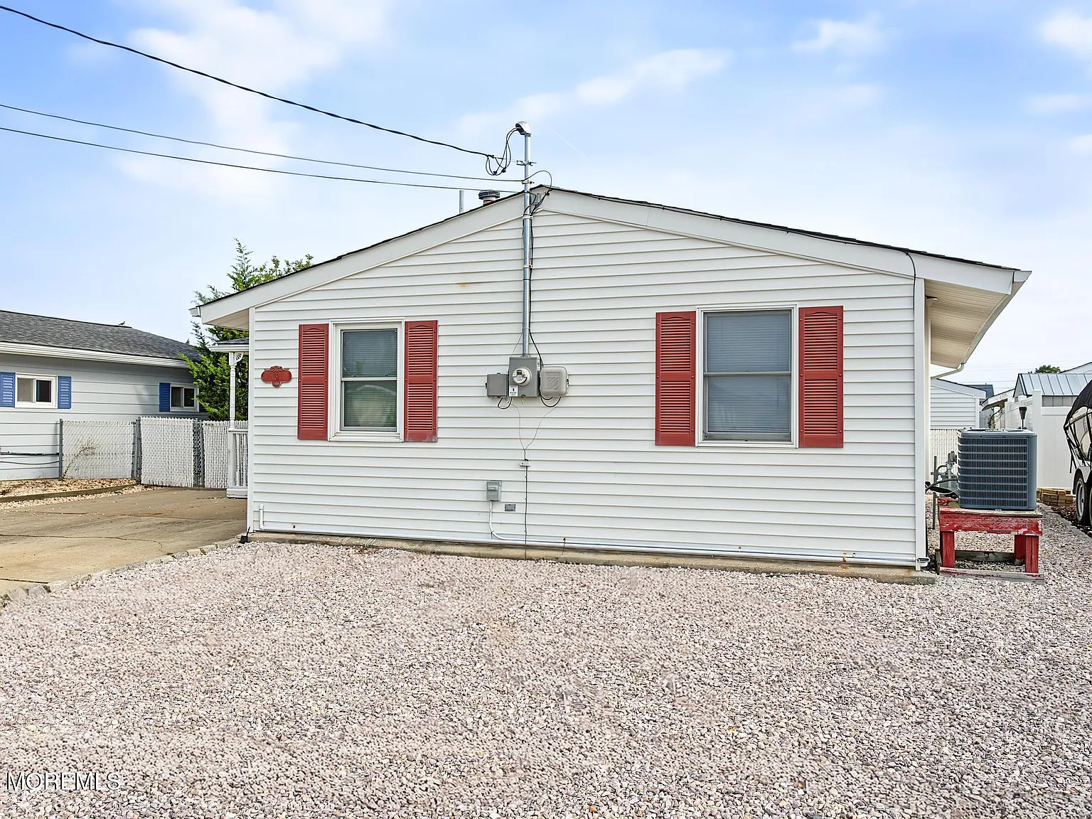 3 bed, 952 sqft, $2,600 — Photo 3