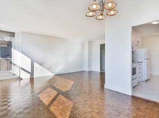 185 Shaughnessy Blvd #1605, Toronto, ON M2J1K2