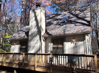 77 Dryden Dr, Albrightsville, PA 18210