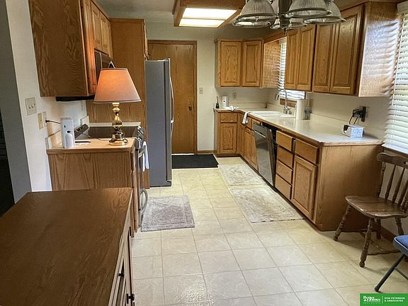 3rd image of 4217 Prairie Rd