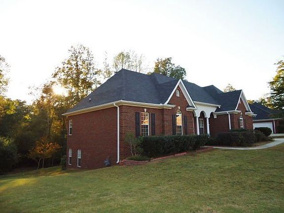 2nd image of 3132 Brians Creek Dr SE