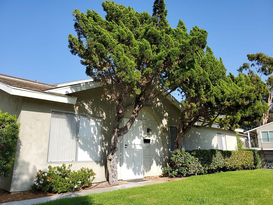 1st image of 7844 Camino Huerta