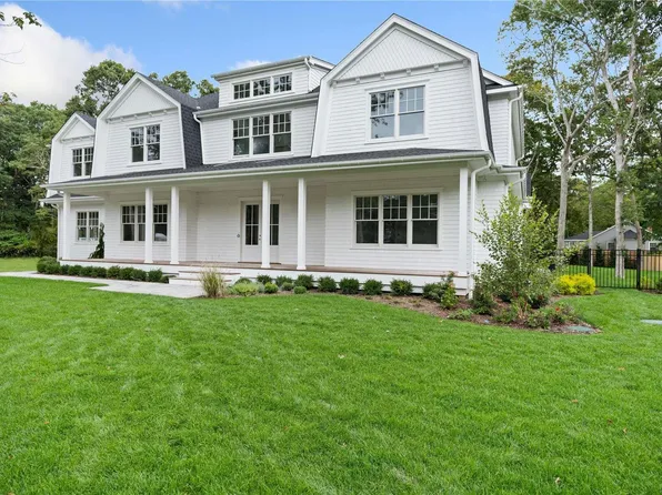 74 Meeting House Road, Westhampton Beach, NY 11978