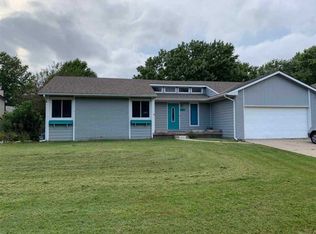 2631 S Capri St, Wichita, KS 67210