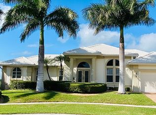 427 Swiss Ct, Marco Island, FL 34145
