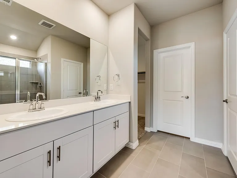 2124 Sun Star Dr — Photo 15