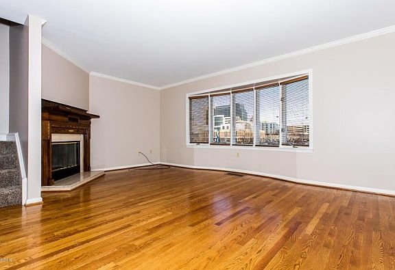 3rd image of 644 S 2nd St #B1