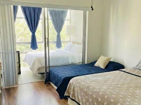 5th image of 100 Ashbury Rd APT 305