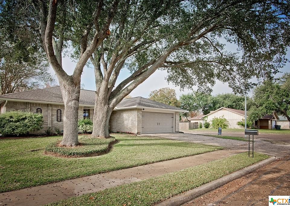 1st image of 309 Trentwood Cir