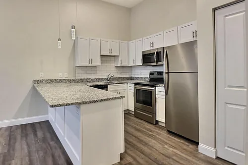 82 Concord St #4C Photo 1