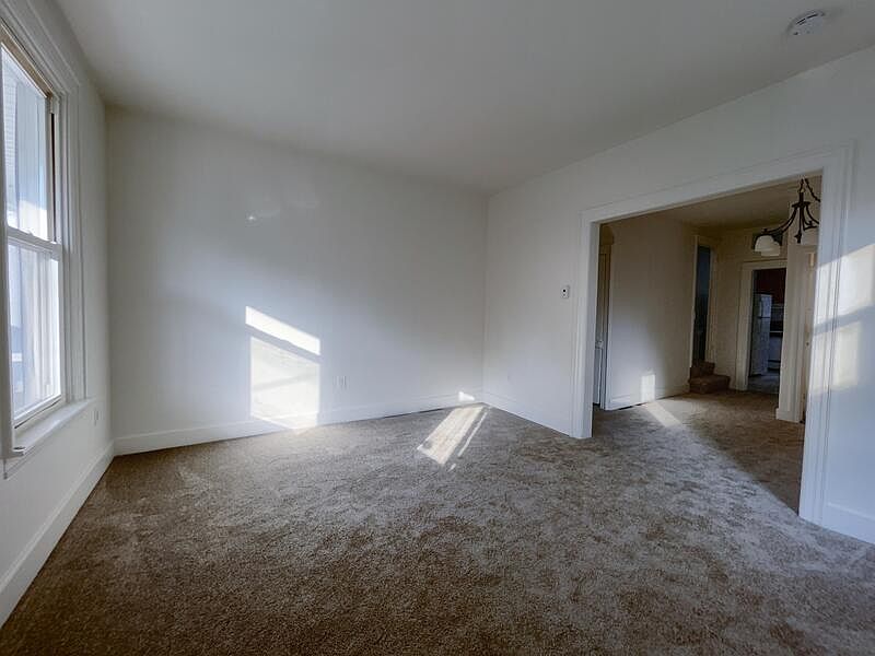 1st image of 625-627 N Mulberry St