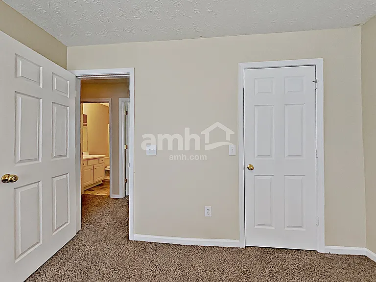 1318 Baylor Dr — Photo 18
