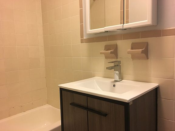 5th image of 200 Clinton Ave #34Q