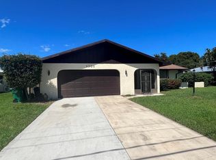 1301 SE Palm Beach Rd, Port Saint Lucie, FL 34952