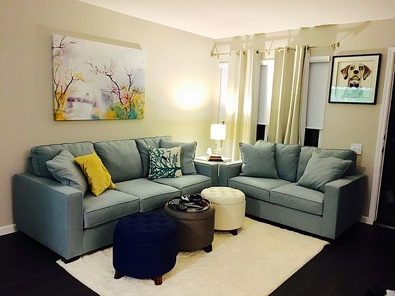 2nd image of 2280 Warfield Way Unit B
