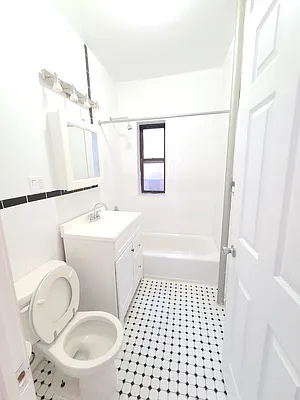 Rented by Cheskel Meisels, LREB | media 10