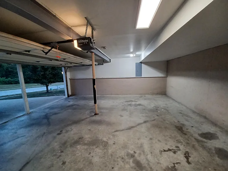 8108 NW 77th Ct — Photo 35