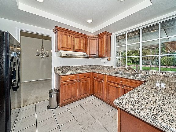 3rd image of 17307 Westbury Dr