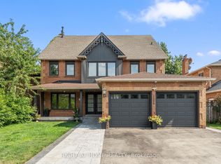 1186 Glenashton Dr Room G, Oakville, ON L6H 5L7