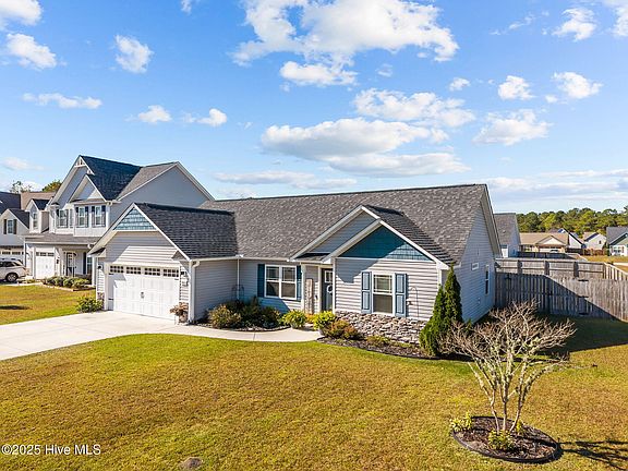 3rd image of 800 Cross Wind Court