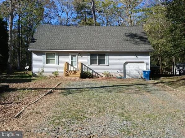 6 Fleet Ct, Ocean Pines, MD 21811