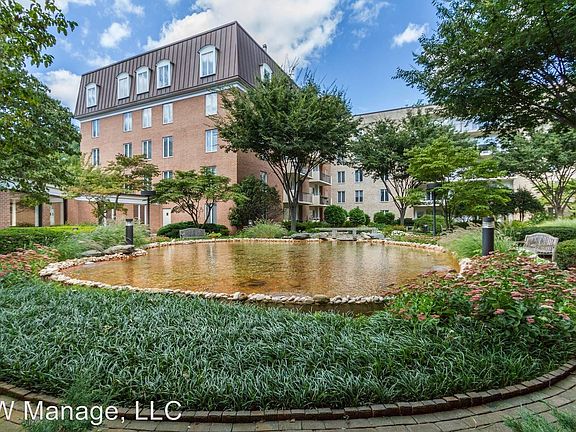 3rd image of 8101 Connecticut Ave #C