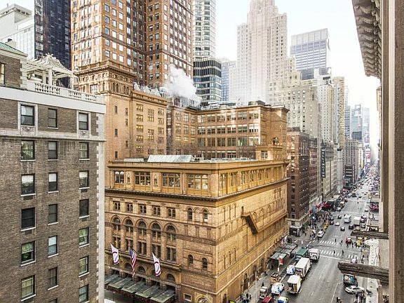 3rd image of 205 W 57th St