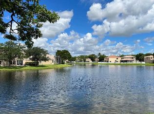 4811 NW 58th Mnr, Pompano Beach, FL 33073