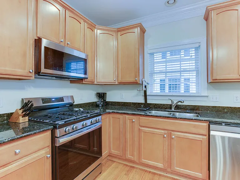 4609 Town Creek Dr — Photo 14