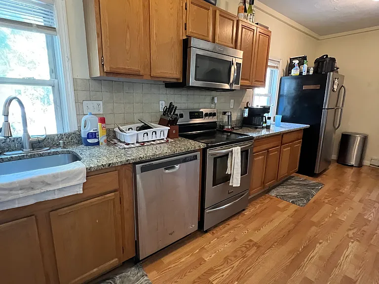 1126 Cambridge St #2 — Photo 14