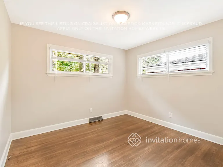 2125 Jennings St — Photo 15