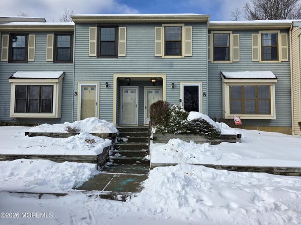 38 Worthington Ct Unit 4