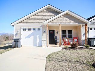 1313 Emerald View Ct, Bedford, VA 24523