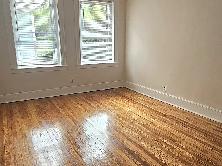 295 Norton St #BO8 — Photo 11